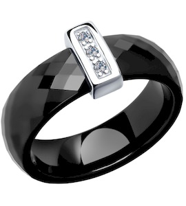Кольцо из серебра с керамической вставкой и фианитом 94011664