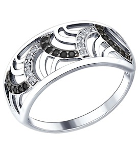 Кольцо из серебра с бесцветными и чёрными фианитами 94012232