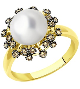 Кольцо из желтого золота с бриллиантами и жемчугом 9019003