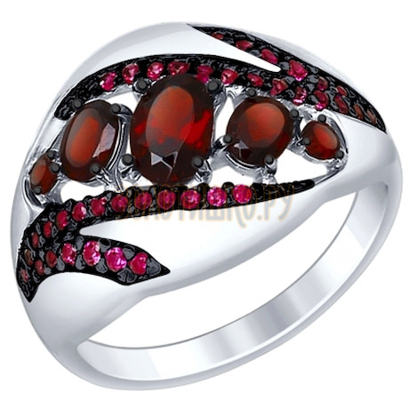 Серебряное кольцо с фианитами и гранатами 92011416