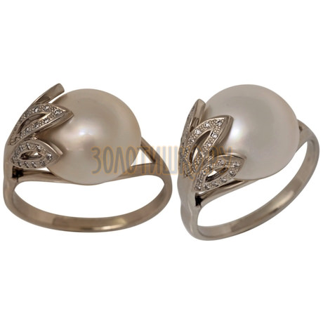 Кольцо из белого золота с жемчугом культивированным и бриллиантами 1_00899