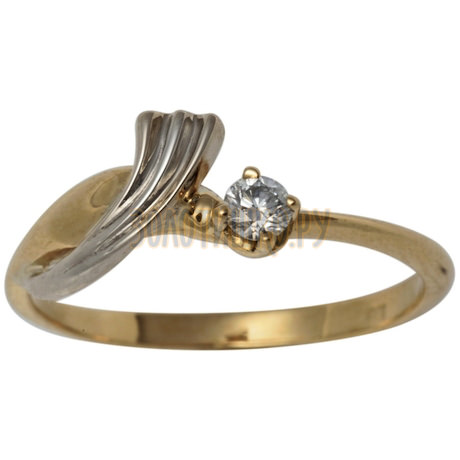 Золотое кольцо с бриллиантом 1_00918