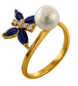 Золотое кольцо с жемчугом культивированным, бриллиантами и сапфиром