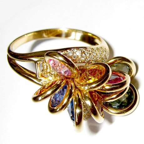 Золотое кольцо с сапфиром и бриллиантами 1_01804