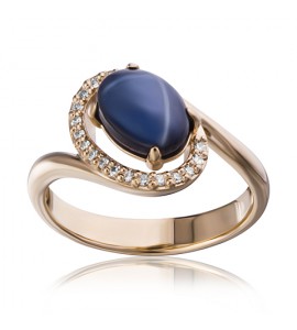 Золотое кольцо с сапфиром звездчатым и бриллиантами